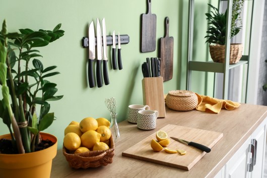 Essential Kitchen Tools Every Host Needs for Effortless Entertaining