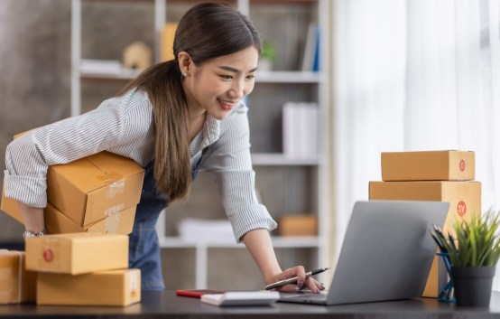 How to Build a Strong Online Presence That Attracts Clients